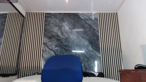 priscilarainbow online show from 2, 1, 2025