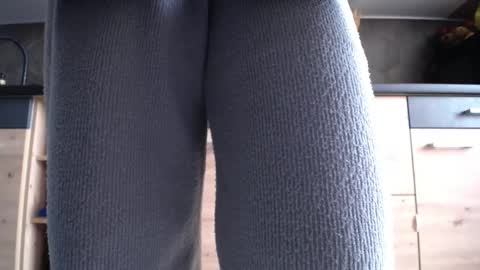 Space online show from 9, 10, 2025