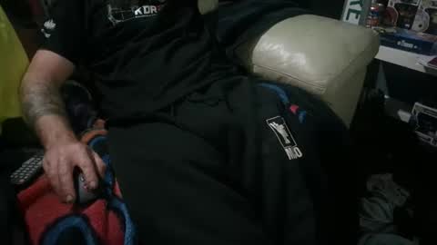 Clothingoptional online show from 24, 3, 2026