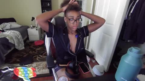 Snapshot of productivepussy chatting on 19, 9, 2025 ProductivePorn online show from 19, 9, 2025