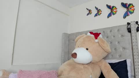 Profana Red online show from 28, 12, 2024