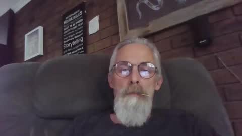 Charlie online show from 12, 9, 2025