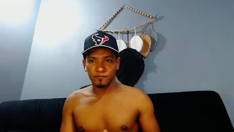 Snapshot of prometo23cm chatting on 21, 12, 2024 Grande y Gruesa online show from 21, 12, 2024