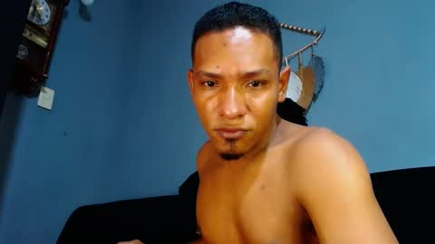 Snapshot of prometo23cm chatting on 14, 1, 2025 Grande y Gruesa online show from 14, 1, 2025