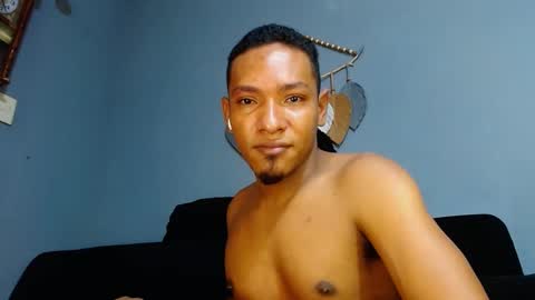 Snapshot of prometo23cm chatting on 20, 1, 2025 Grande y Gruesa online show from 20, 1, 2025