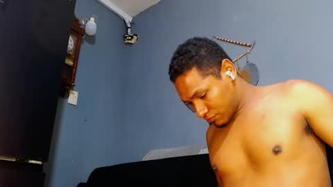 Snapshot of prometo23cm chatting on 10, 2, 2025 Grande y Gruesa online show from 10, 2, 2025