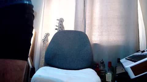 Snapshot of psilocipher chatting on 1, 2, 2026 Sk8wave online show from 1, 2, 2026