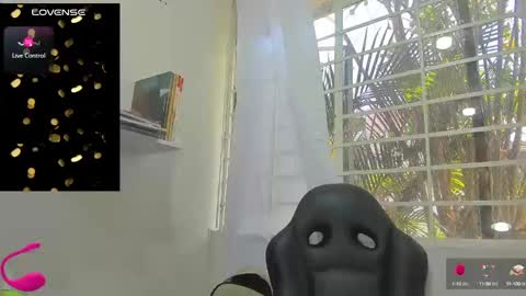 psique_naughty2 online show from 22, 1, 2025