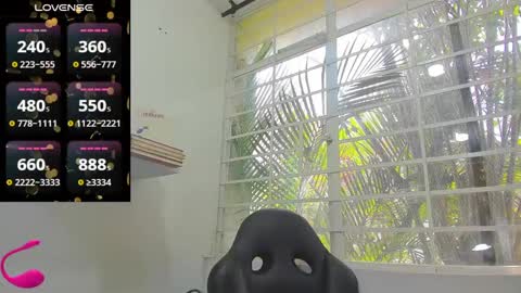 psique_naughty2 online show from 23, 2, 2025