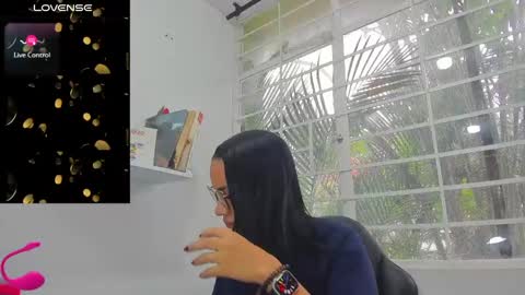 psique_naughty2 online show from 12, 3, 2025