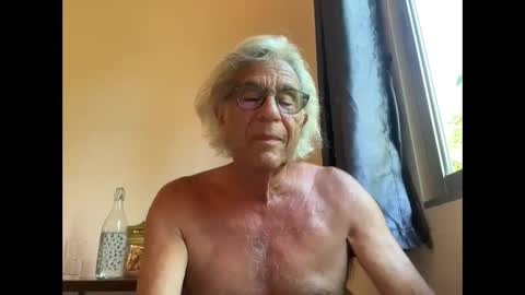 Snapshot of psymour1 chatting on 11, 2, 2025 psymour1 online show from 11, 2, 2025