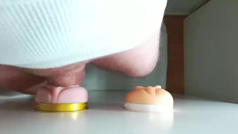 Snapshot of pude90 chatting on 11, 3, 2026 PuDe90 online show from 11, 3, 2026