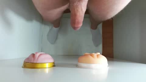 Snapshot of pude90 chatting on 19, 3, 2026 PuDe90 online show from 19, 3, 2026