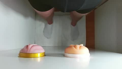 Snapshot of pude90 chatting on 9, 4, 2026 PuDe90 online show from 9, 4, 2026