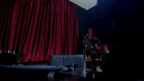 MissPuffyLove online show from 15, 12, 2024