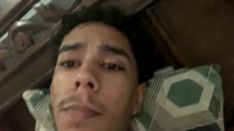 pulgarpaeznicoll2 online show from 5, 12, 2025