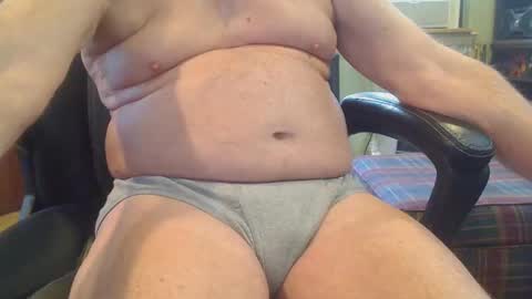 Snapshot of pulltoy1 chatting on 10, 3, 2025 pulltoy1 online show from 10, 3, 2025