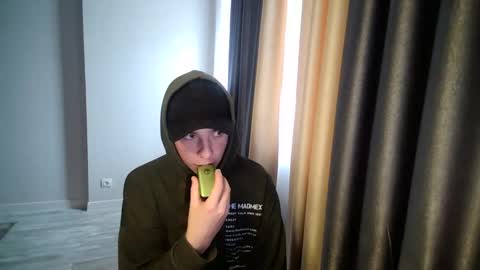 Snapshot of pum_pum_pum chatting on 6, 12, 2024 pum_pum_pum online show from 6, 12, 2024