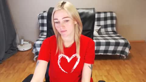 Polly online show from 25, 12, 2024