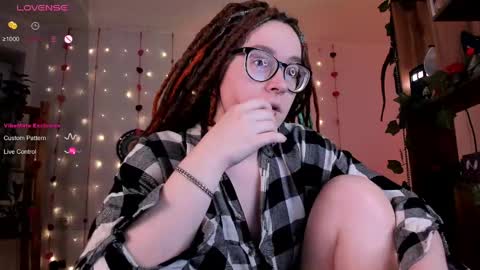 Snapshot of pumbazaebumba chatting on 6, 2, 2025 Alisa lack of vitamin D online show from 6, 2, 2025