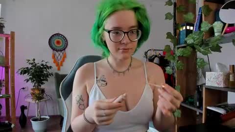 Snapshot of pumbazaebumba chatting on 1, 3, 2025 Alisa lack of vitamin D online show from 1, 3, 2025