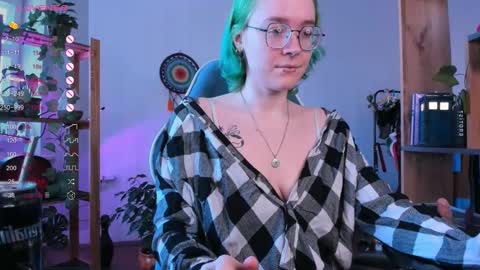 Snapshot of pumbazaebumba chatting on 11, 3, 2025 Alisa lack of vitamin D online show from 11, 3, 2025