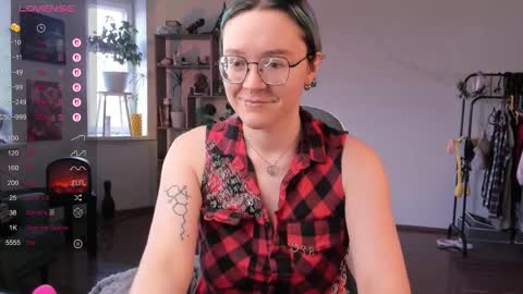 Snapshot of pumbazaebumba chatting on 4, 10, 2025 Alisa lack of vitamin D online show from 4, 10, 2025