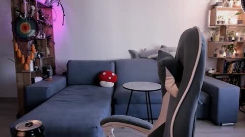 Snapshot of pumbazaebumba chatting on 14, 10, 2025 Alisa lack of vitamin D online show from 14, 10, 2025