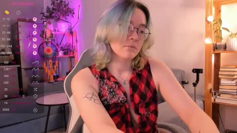 Snapshot of pumbazaebumba chatting on 17, 10, 2025 Alisa lack of vitamin D online show from 17, 10, 2025