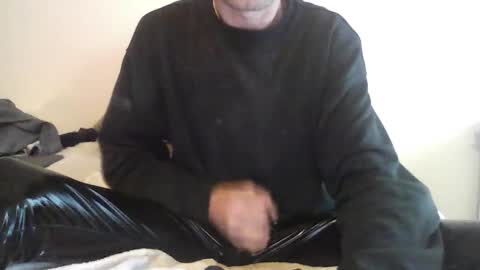 Snapshot of pumpindk chatting on 14, 9, 2025 Pumpin online show from 14, 9, 2025