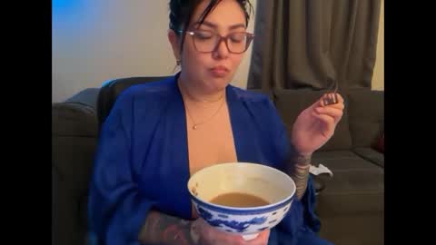 Pumpkin bunny online show from 23, 9, 2025