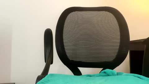 Snapshot of punkerboi182 chatting on 16, 4, 2026 punkerboi182 online show from 16, 4, 2026