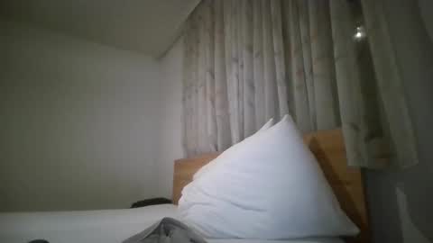 Snapshot of punkz999950 chatting on 3, 10, 2025 punkz999950 online show from 3, 10, 2025