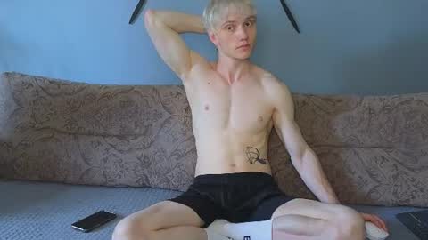 Snapshot of pupsenish chatting on 13, 6, 2026 Jesse online show from 13, 6, 2026