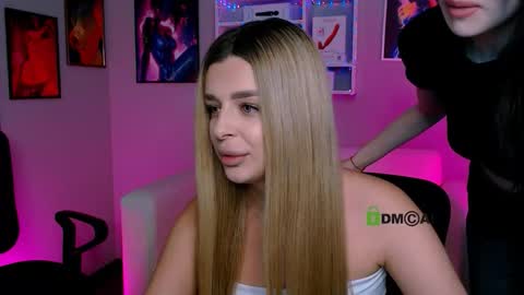 Snapshot of pure_angel1 chatting on 17, 10, 2025 pure angel1 online show from 17, 10, 2025