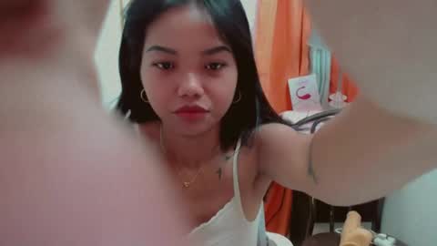 Snapshot of pure_asian_beauty chatting on 21, 6, 2026 zarah online show from 21, 6, 2026