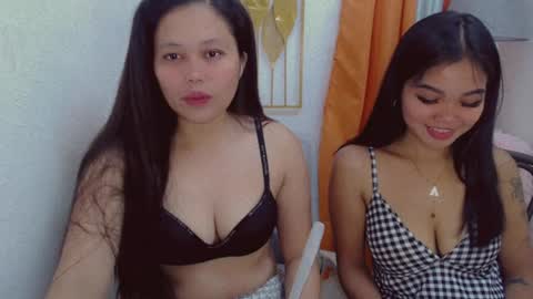 Snapshot of pure_asian_beauty chatting on 17, 7, 2026 zarah online show from 17, 7, 2026
