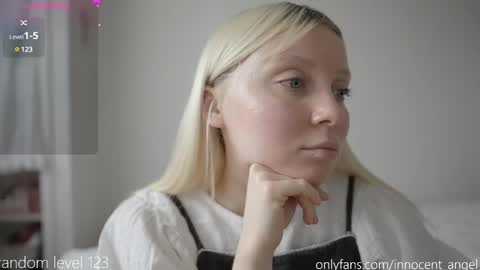 Snapshot of pureangeldolores chatting on 3, 3, 2025 i dont do shows for free. watching here silently and waiting for me to start showing you something for free is useless online show from 3, 3, 2025