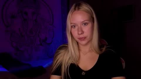 Snapshot of pureeangel chatting on 4, 3, 2026 Megan online show from 4, 3, 2026