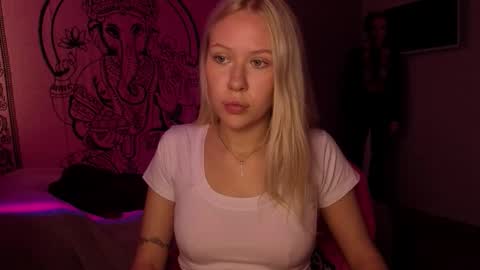 Snapshot of pureeangel chatting on 13, 3, 2026 Megan online show from 13, 3, 2026