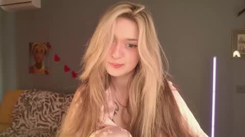 Bella online show from 8, 3, 2026