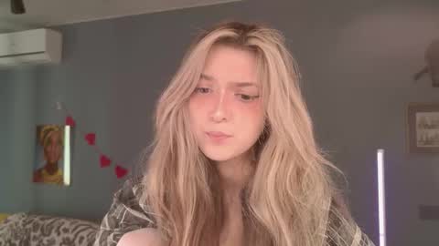 Bella online show from 25, 3, 2026