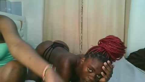 Snapshot of purple_honey1 chatting on 28, 3, 2026 purple_honey1 online show from 28, 3, 2026