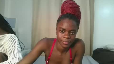 Snapshot of purple_honey1 chatting on 1, 4, 2026 purple_honey1 online show from 1, 4, 2026