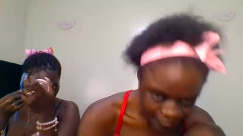 Snapshot of purple_honey1 chatting on 13, 5, 2026 purple_honey1 online show from 13, 5, 2026