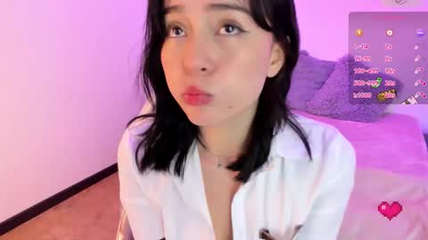 Snapshot of purple_slut_ chatting on 18, 10, 2025 Anna  online show from 18, 10, 2025