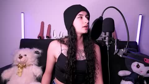 Snapshot of purplesnake_ chatting on 19, 3, 2026 Alynn online show from 19, 3, 2026