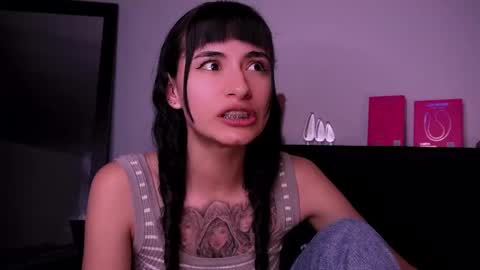 Snapshot of purplesnake_ chatting on 21, 3, 2026 Alynn online show from 21, 3, 2026