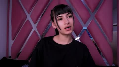Alynn online show from 10, 4, 2026