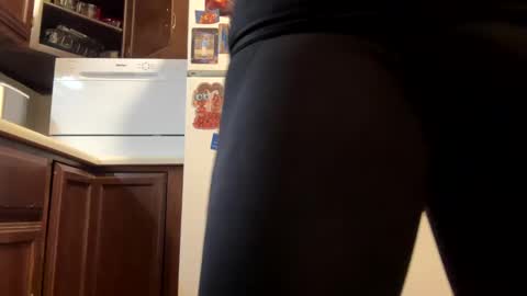 puss123176428 online show from 3, 12, 2024